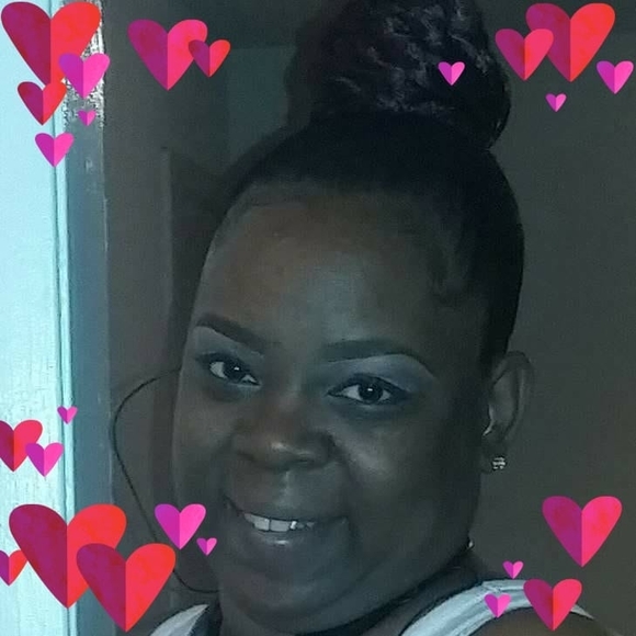 Meet your Posher, Dee dee - Picture 1 of 1